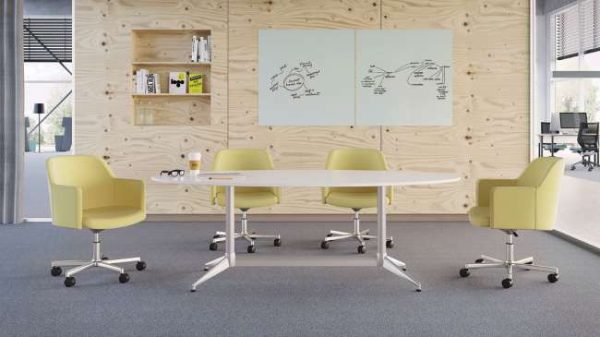 ofs cinque executive alan desk 3 <ul> <li>fully upholstered</li> <li>5 different bases</li> <li>molded plywood seat and back</li> <li>pneumatic control (swivel)</li> <li>available as a low and mid back</li> <li>available as a conference and guest chair</li> </ul>