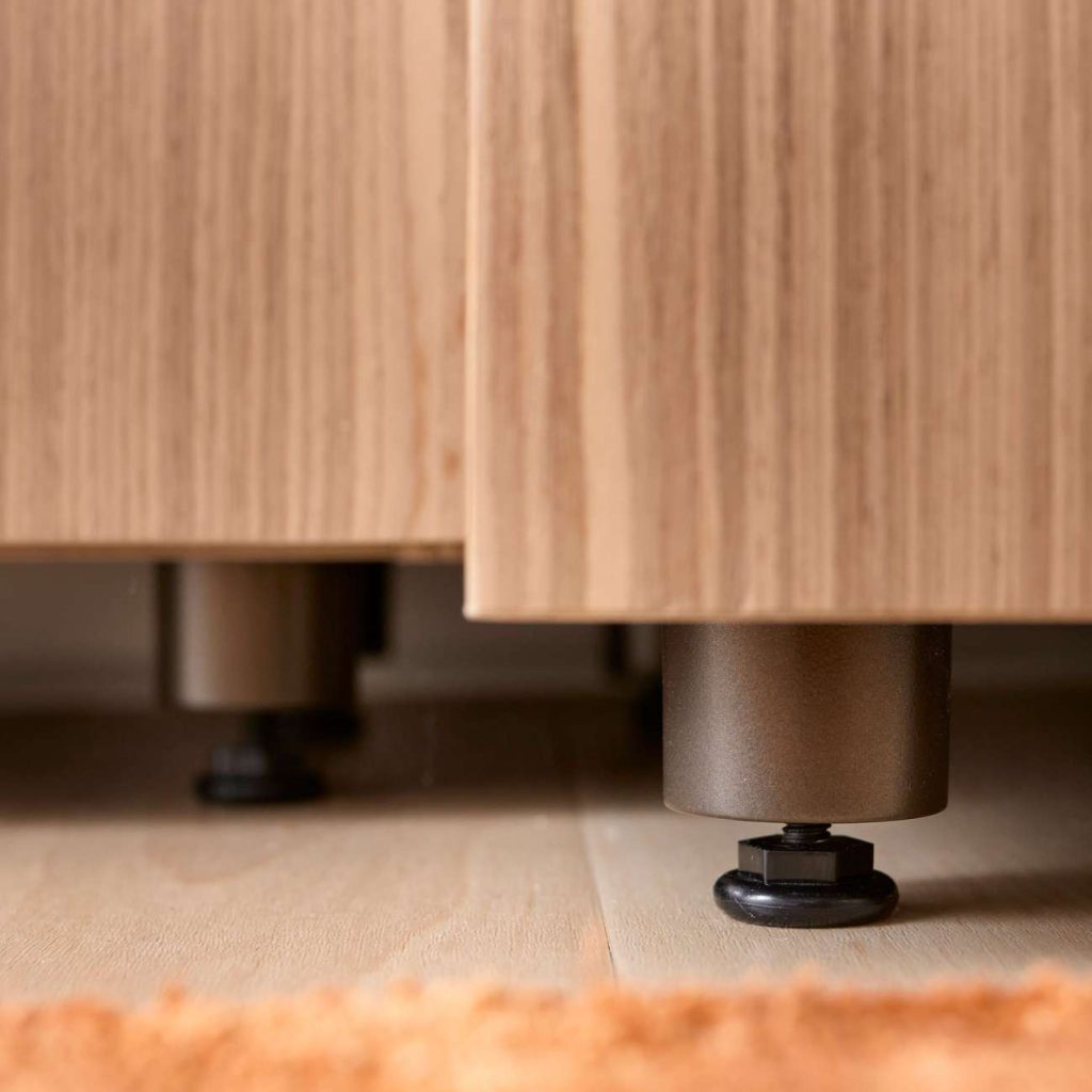 ofs-aptos executive private office-closeup glide