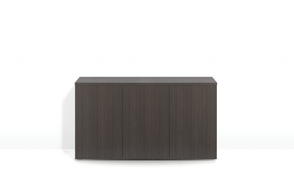 Flow Credenzas™ Nucraft Alan Desk