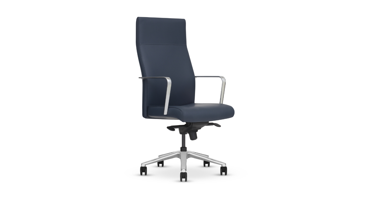 Vanilla Executive Chair | Keilhauer | Alan Desk Executive