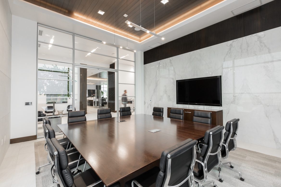 Performance Credenzas™ Nucraft Alan Desk