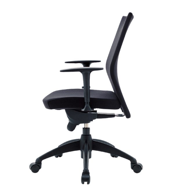 dorso conference seating krug alan desk 23 <ul> <li>back is available in three different heights</li> <li>available as a matching guest chair</li> <li>multiple arm options</li> <li>multiple textile options</li> </ul>