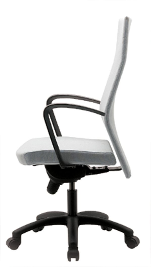 dorso conference seating krug alan desk 27 <ul> <li>back is available in three different heights</li> <li>available as a matching guest chair</li> <li>multiple arm options</li> <li>multiple textile options</li> </ul>