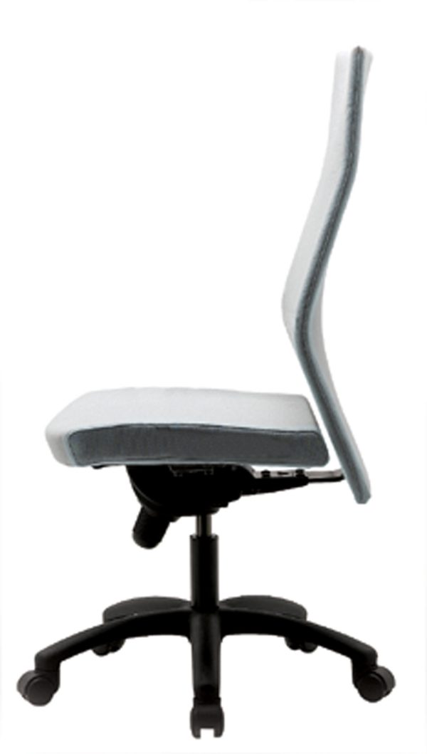 dorso conference seating krug alan desk 7 <ul> <li>back is available in three different heights</li> <li>available as a matching guest chair</li> <li>multiple arm options</li> <li>multiple textile options</li> </ul>