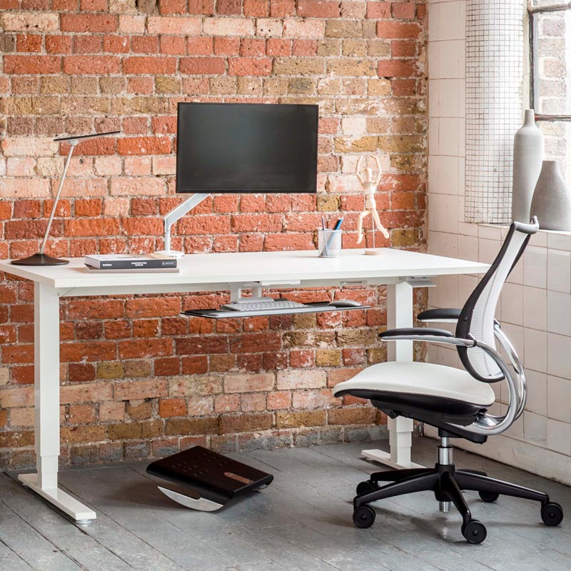 alan_desk_humanscale_home_office