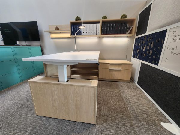 ascend | deskmakers