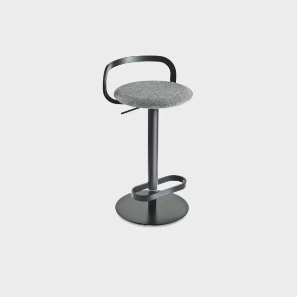 mak stool la palma 2 <div class="waz74vvyjcqthe_qqvzsk_0" data-enter-item="caption" data-animated="true">as vibrant as the occasions it accompanies, mak is a stool with an elegant line, a contrast of circles and curved lines that perfectly balance the column, the seat and footrest. its character is informal and light-hearted.</div>