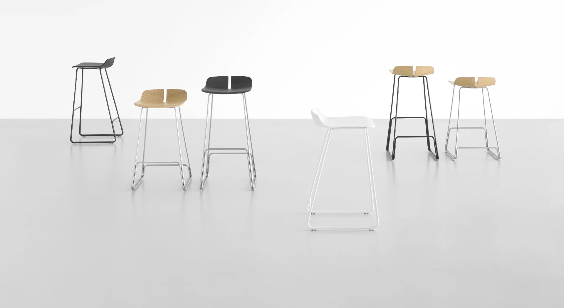 la palma link stool collection by hee welling