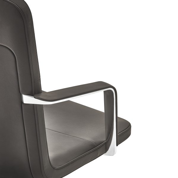 swav 94262 arm detail scaled <ul> <li> <p>mid back: sleek profile with a unique insert for added texture and customizable finishes. equipped with a knee tilt mechanism, ideal for meetings and conference rooms.</p> </li> <li> <p>low back: lightly scaled with a thin side profile and classic loop arms, exuding an understated elegance.</p> </li> </ul> <p>experience the blend of luxury and modernism in this design.</p>