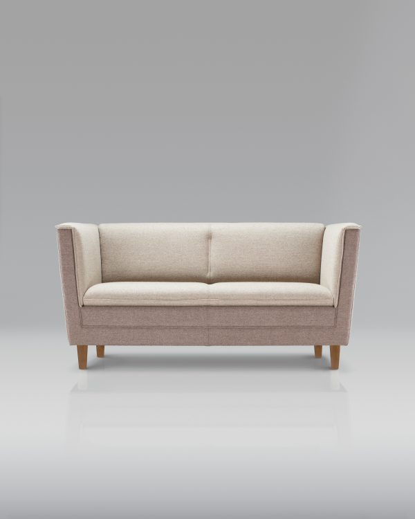 watson situation frontcover mediumbirch jpg21 0 scaled <p><strong>features:</strong></p> <ul> <li>watson club upholstered in camira’s synergy in tag and affix.</li> <li>legs in medium birch wood.</li> </ul>