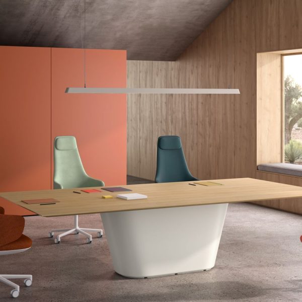proa table andreu world 2 <p>harmoniously creating a continuous and fluid path around its entire contour. behind its simplicity lies a complete technical development with extensive connectivity possibilities. its base is made of pure eco® thermopolymer, a 100% recycled and recyclable material in various colors.</p>