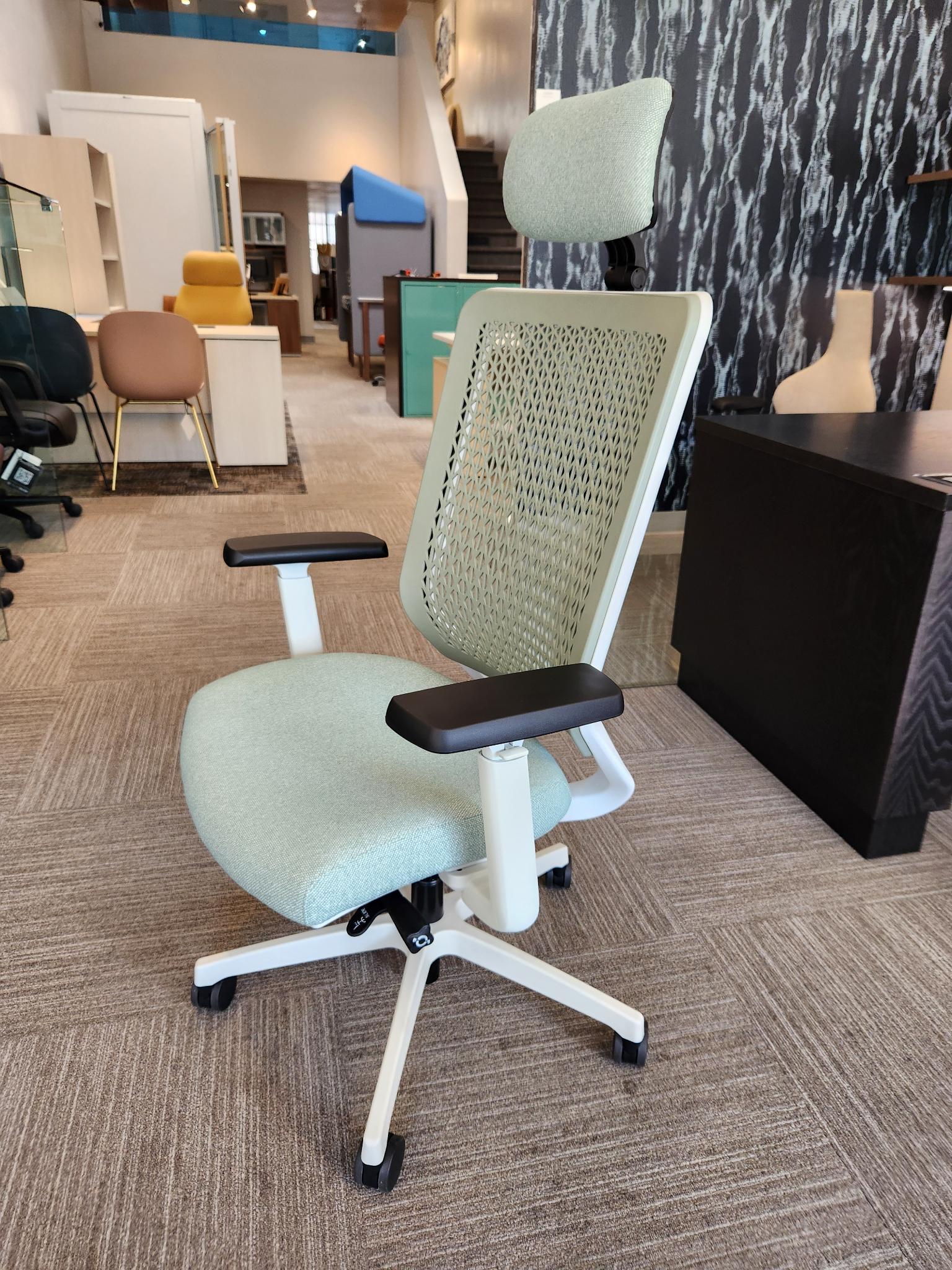 genus task chair (with headrest) | ofs - image 4